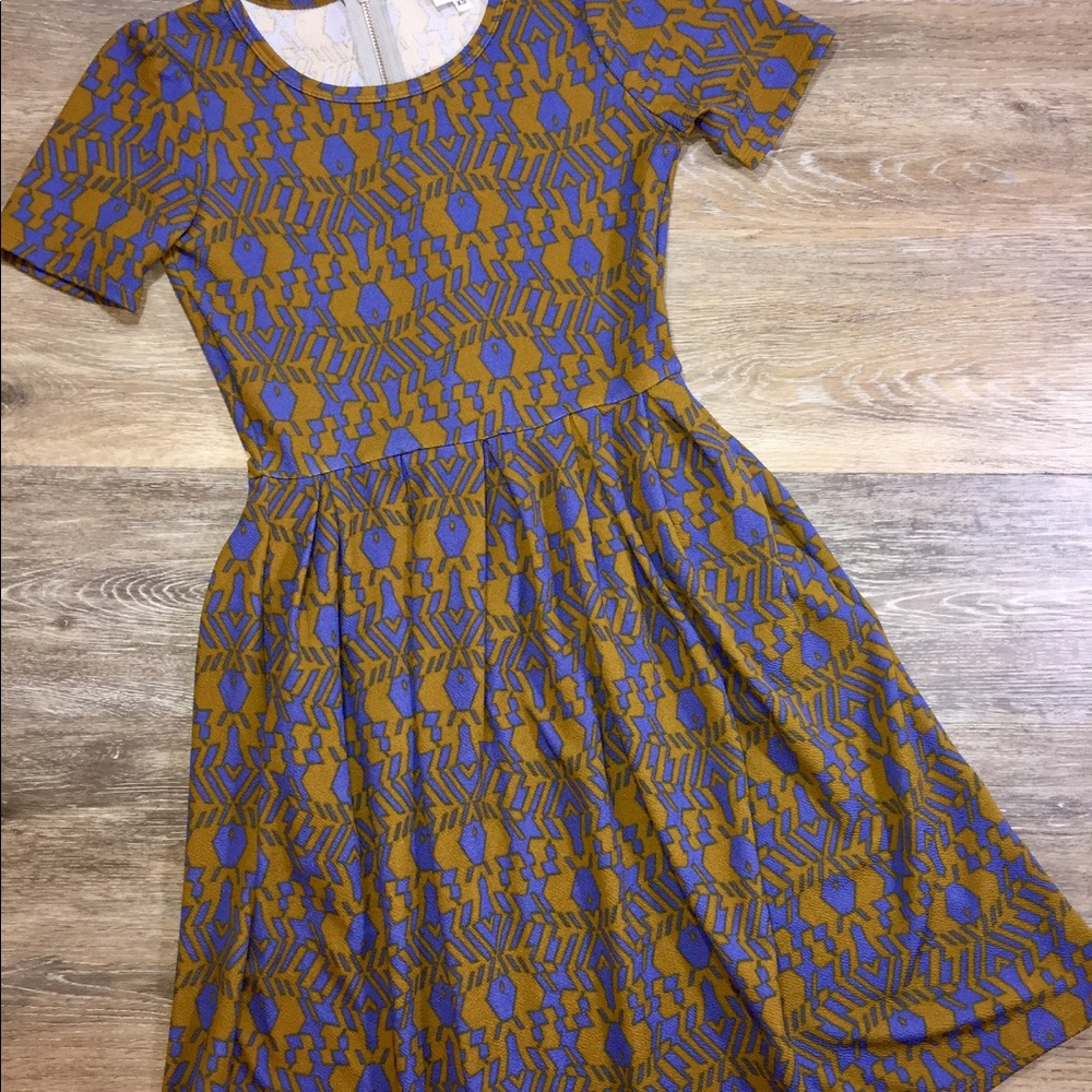 Lularoe xs Amelia BNWT